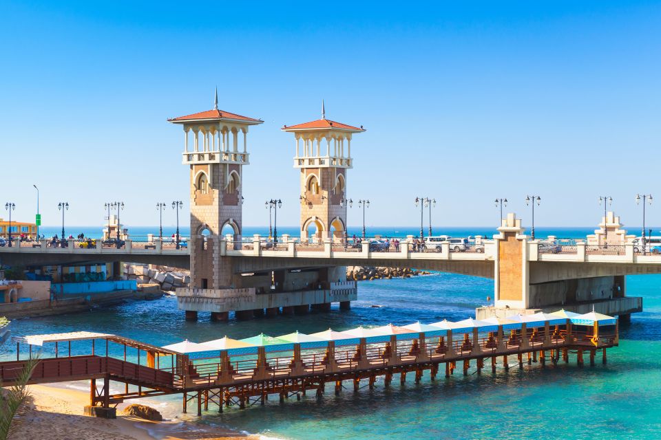 Alexandria: Archeological Day Tour - Library of Alexandria: what you can see, and what can go wrong