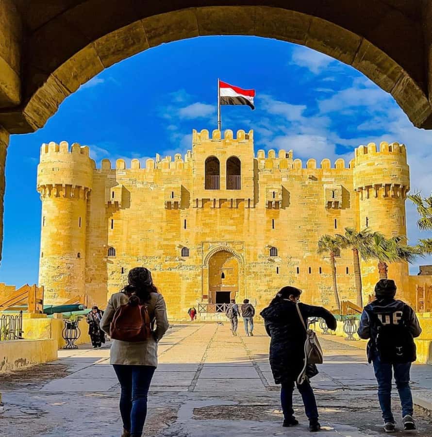 Alexandria Historian-Guided Tour with Local Food Tasting - Abbo Elabbas Mosque, the antique funfair, and the corniche harbor scenes