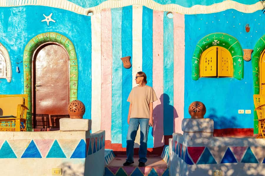 Aswan: Nubian Village Day Trip with Camel Ride - Exploring the painted houses and family streets