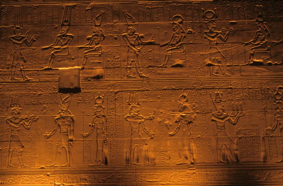 Aswan: Philae Temple Sound & Light Show with Entrance Fees - Philae Temple After Dark: Why This Show Hits Different