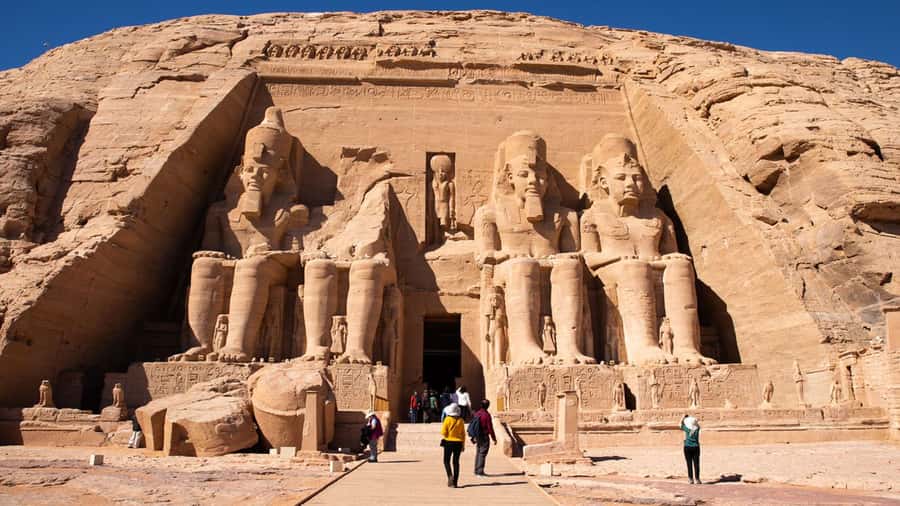 Cairo: 6-Day Egypt Tour with Flights and Nile Cruise - Day 5 Edfu by horse-drawn carriage, then Kom Ombo