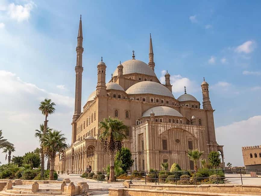 Cairo: Customized Full-Day Tour With Free Camel Ride - Egyptian Museum in Tahrir Square: King Tut, mummies, and careful pacing