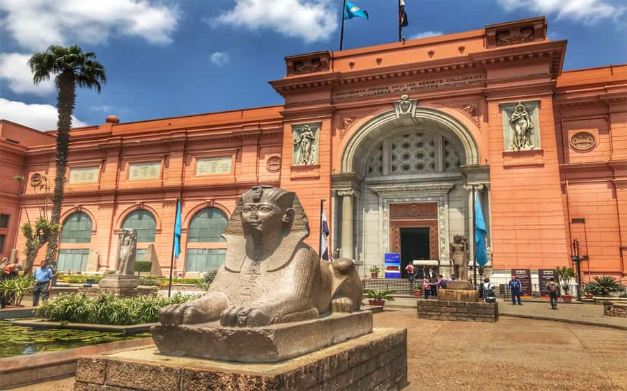 Cairo : Day Trip To Egyptian Museum, Old Cairo - Guide quality and language options: Getting the most out of your day