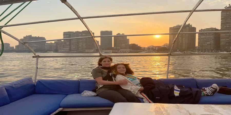 Cairo: Felucca ride on The Nile River with Meals - From your hotel to the river: what the 2 hours feel like