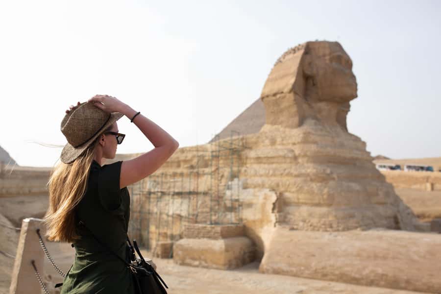 Cairo: Female-Guided Pyramids, Sphinx & Museum City Tour - Pickup, vehicle, and the start of your day in Cairo or Giza