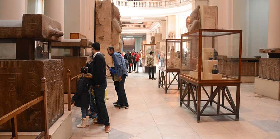 Cairo/Giza: Guided Pyramids, Sphinx and Egyptian Museum Tour - Practical planning tips that make the day easier