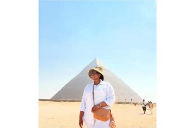 Cairo: Giza Pyramids & Grand Egyptian Museum Tour with Lunch - At the Giza Pyramids: Khufu, Khafre, Menkaure, and the photo angles that work