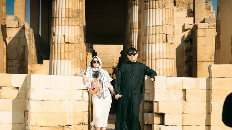 Cairo: Pyramids, Memphis, Sakkara & Dahshur Luxury Adventure - Guides and drivers: where the day gets its rhythm