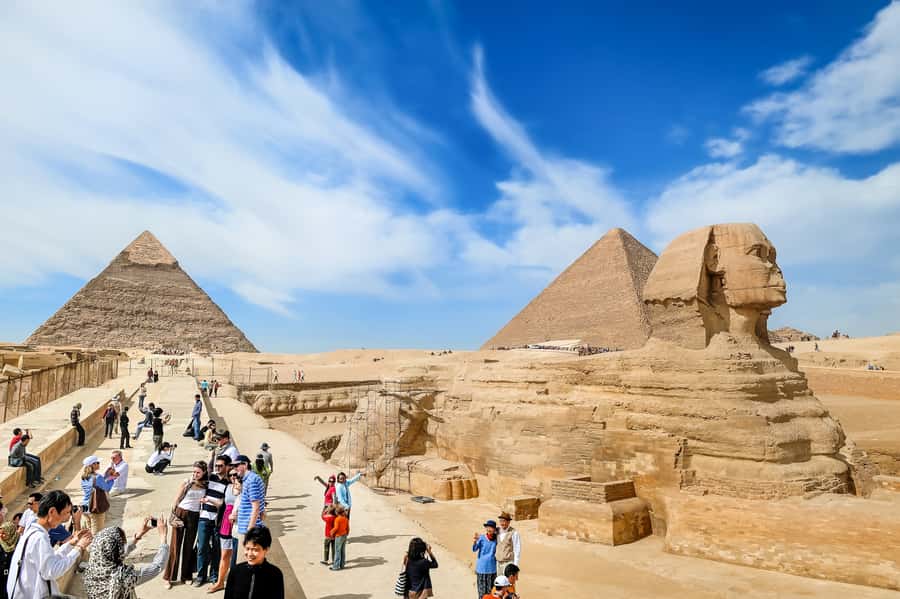 Cairo: Pyramids, Sakkara & Memphis Tour with Lunch - The shopping stops: useful souvenirs or time drain