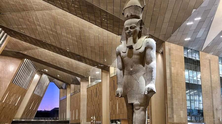 Cairo: Pyramids, Sphinx & Grand Egyptian Museum Private Tour - A private Egyptologist route that keeps Giza and the museum from feeling overwhelming