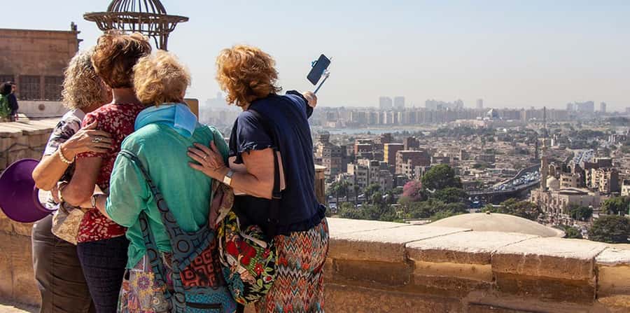 Cairo: Salah El Din Citadel and Old Cairo Bazar Guided Tour - Khan el-Khalili Bazaar: Shopping Time That Doesn’t Have to Hijack the Day