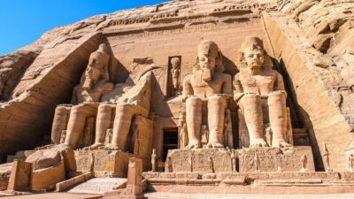 From Aswan: Abu Simbel Day Tour with Private Guide and Car - Getting There Early: How Timing Shapes Your Temple Visit