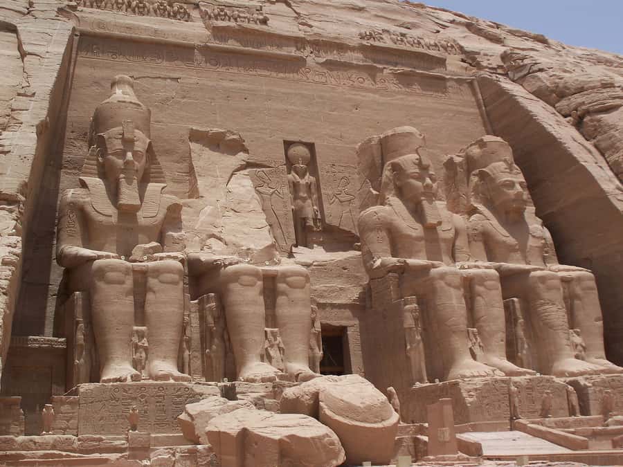 From Aswan: Abu Simbel Temple Day Trip with Hotel Pickup - The Great Temple of Abu Simbel: Four Colossi and Why They Matter