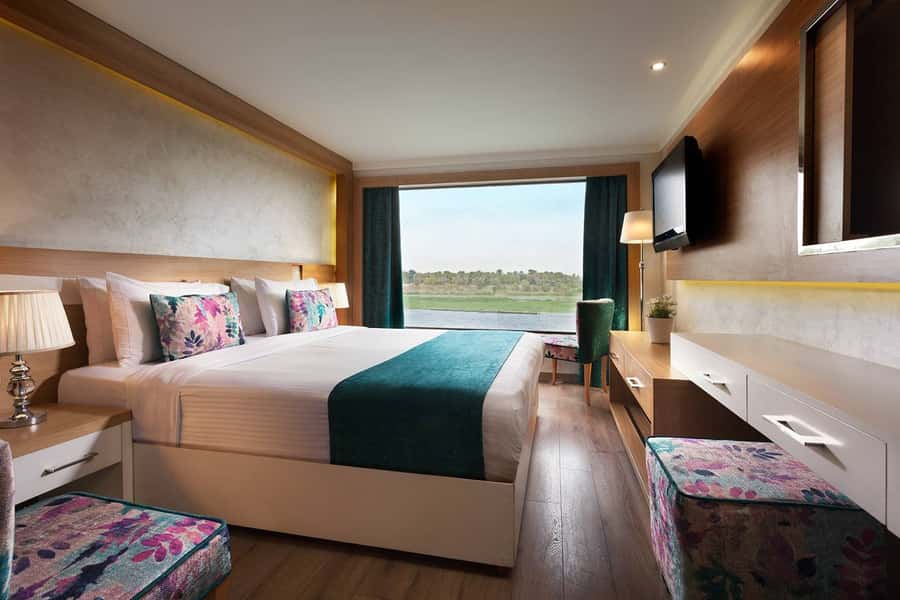 From Aswan: Overnight Nile Cruise to Luxor with Meals - Key highlights I’d plan my trip around