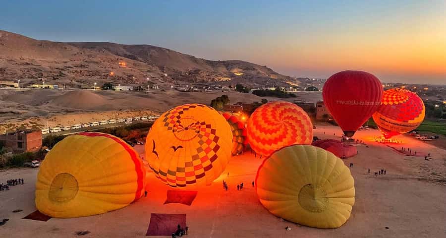 From Aswan:4 Days Nile Cruise Luxor Abu Simbel & Air Balloon - Guides Make or Break the Temple Days