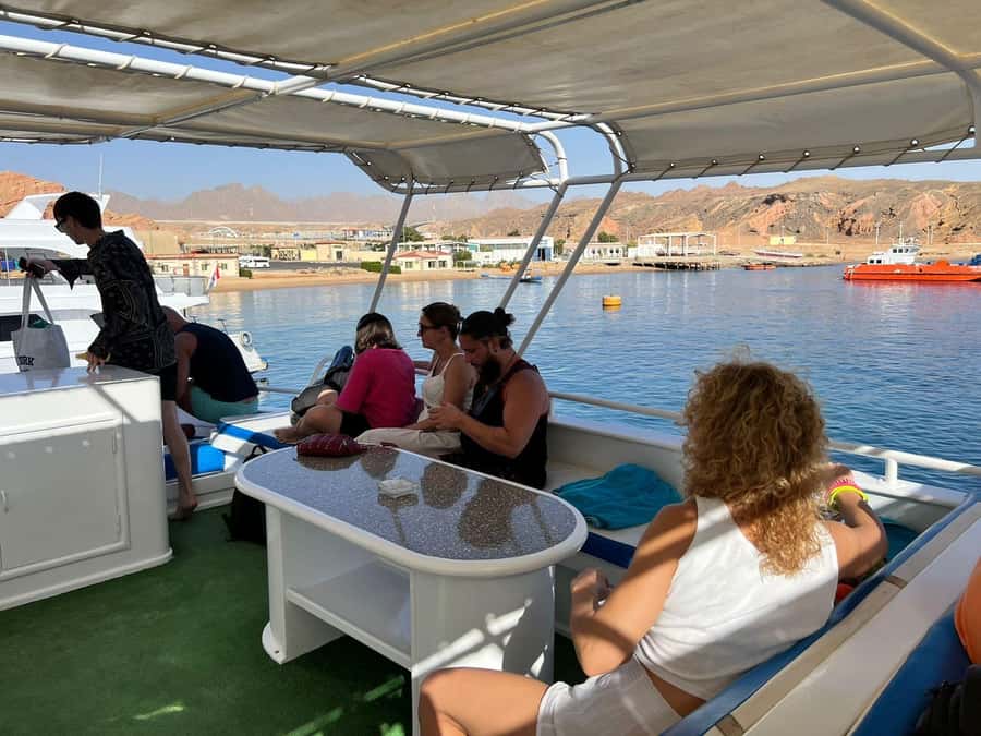 From Sharm: Ras Mohammed Cruise with Island Visit and Lunch - Ras Mohammed National Park snorkeling stops that actually make sense