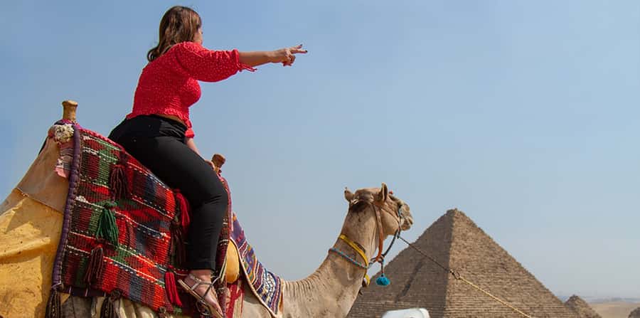 Half-Day Cairo Sightseeing Tour to Pyramids of Giza & Sphinx - Door-to-Door Convenience: Pickup, Air Conditioning, and Bottled Water