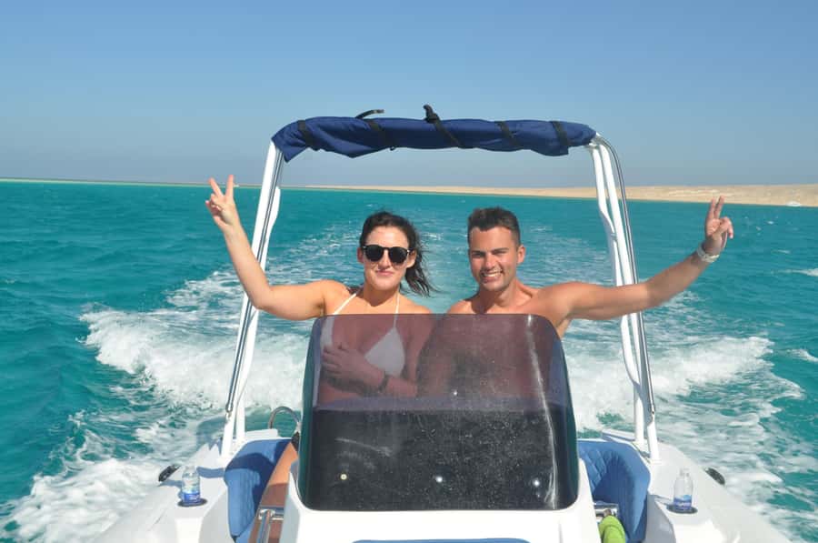 Hurghada: 6 Islands Tour with Dolphin Watching & Snorkelling - Speedboat island-hopping from Hurghada’s marina