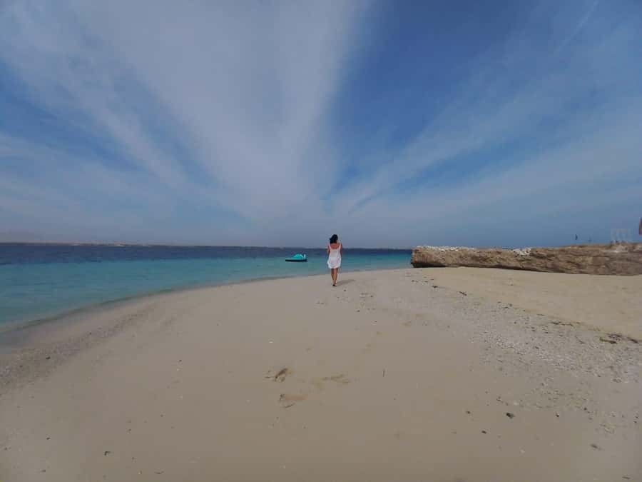 Hurghada: Boat trip to Magawish island with Multi Options - Who should book this, and who might pass