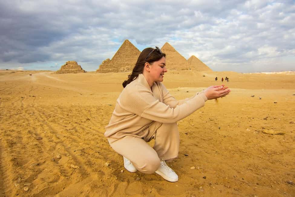 Hurghada: Cairo Pyramids, Sphinx & Egyptian Museum Day Trip - Price and value: what $93 buys on this Cairo day trip
