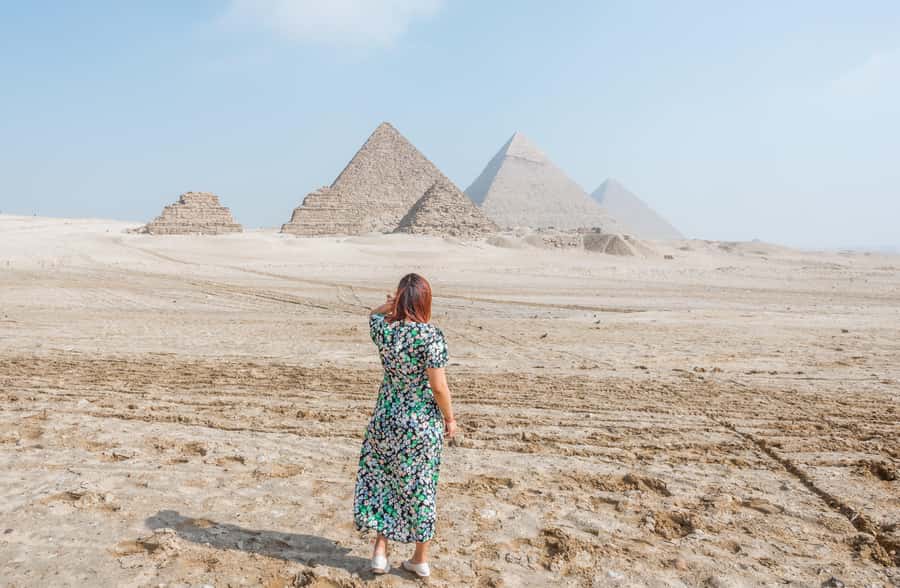 Hurghada Day Trip to Giza Pyramids, Sphinx, Museum and lunch - Lunch near Giza: fuel that keeps the day moving