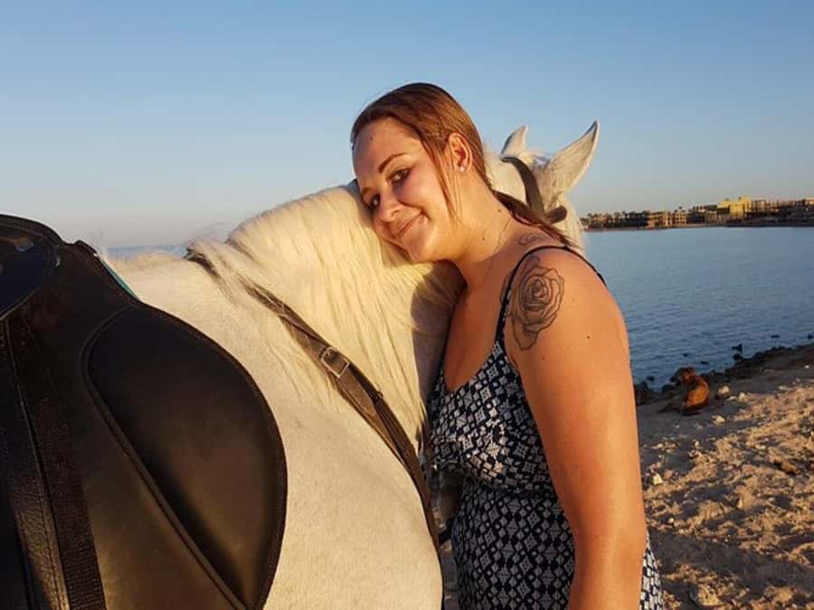 Hurghada: Desert and Sea Horseback Riding Tour with Transfer - Price and Value: What $50 Really Buys in Hurghada