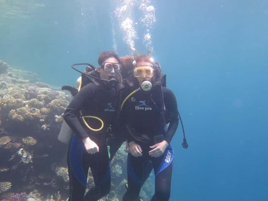 Hurghada: Full-Day Scuba Diving Tour with 2 Sites and Lunch - What happens before you go under: briefing, gear, and confidence