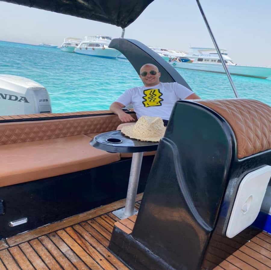 Hurghada: Giftun Island Orange Bay Speedboat Cruise & Lunch - What’s included (and what you’ll likely want to add)