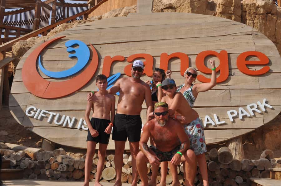 Hurghada: High-Speed Sea Taxi Tour to Orange Bay or Magawish - The speedboat ride: fun, fast, and slightly wet