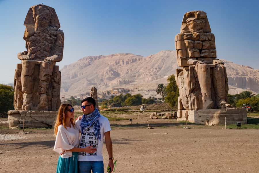 Hurghada: Luxor Hot Air Balloon Ride and Day Tour With Meals - The Nile Break: Felucca Tea, Lunch, and a Slower Pace Between Temples