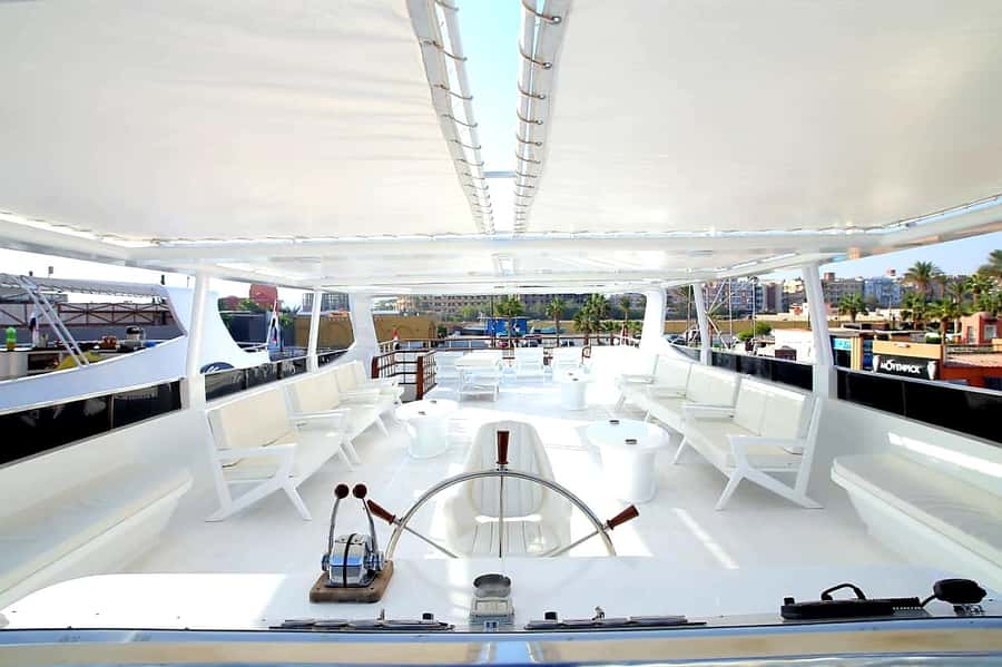 Hurghada: Luxury Private Yacht Trip with Lunch & Activities - Water Sports Fun: Banana Boat and Sofa Boat