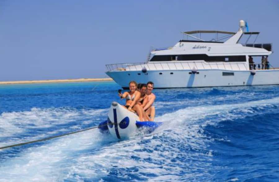 Hurghada: Luxury Yacht Trip with Personal Crew and Chef - Inside the yacht: cabins, comfort, and the welcome details