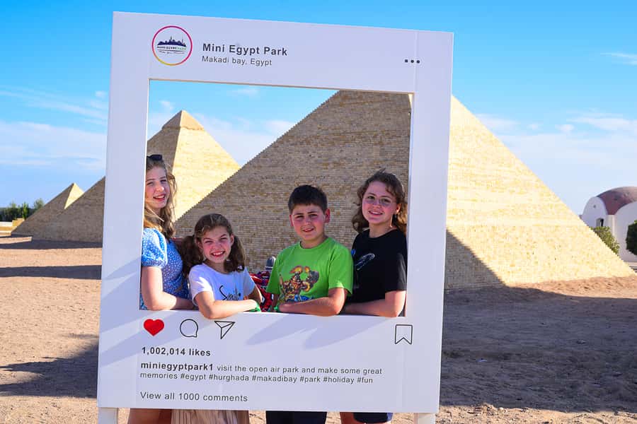 Hurghada: Mini Egypt Park Entry Ticket, Tour, and Transfers - Photo help is a real feature here (Mohammed, Ahmed Dak, Walid)