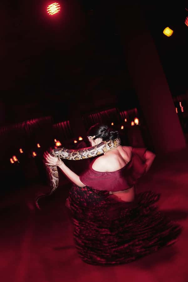 Hurghada: Naz Cabaret ticket with beverages - Key things to know before you go