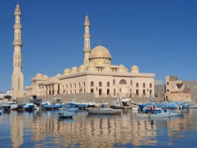 Hurghada: Private or Shared City Tour with Guide & Shopping - Shared vs private: which format fits your style?