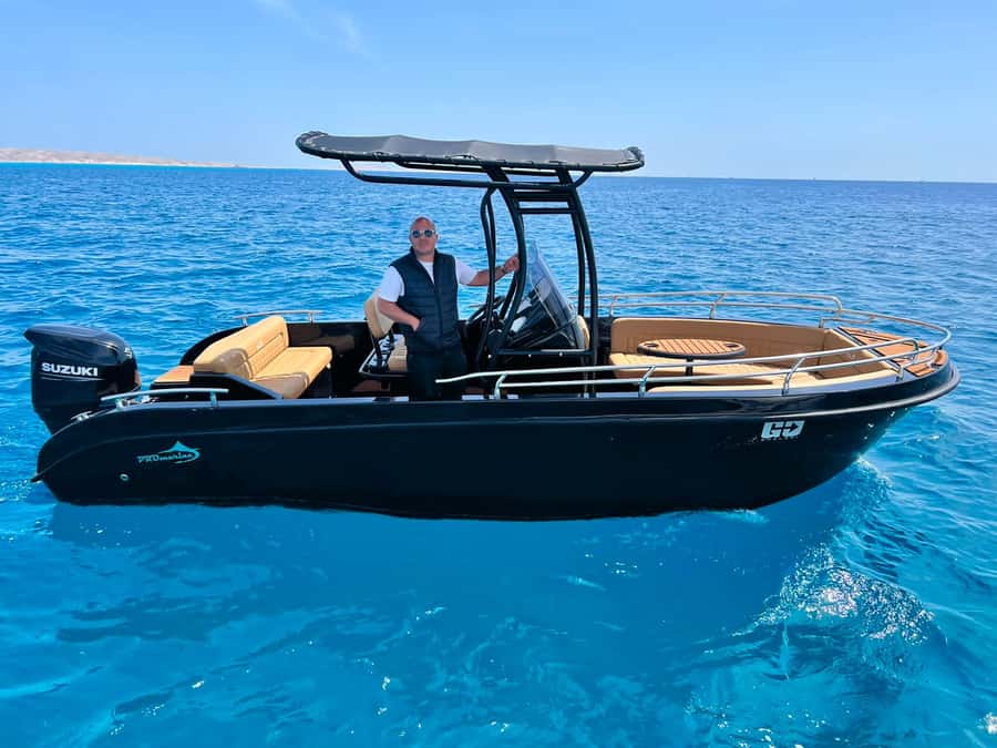Hurghada: Private Speedboat Adventure with Snacks & Pick-up - Getting picked up (and not losing minutes) before the boat even leaves
