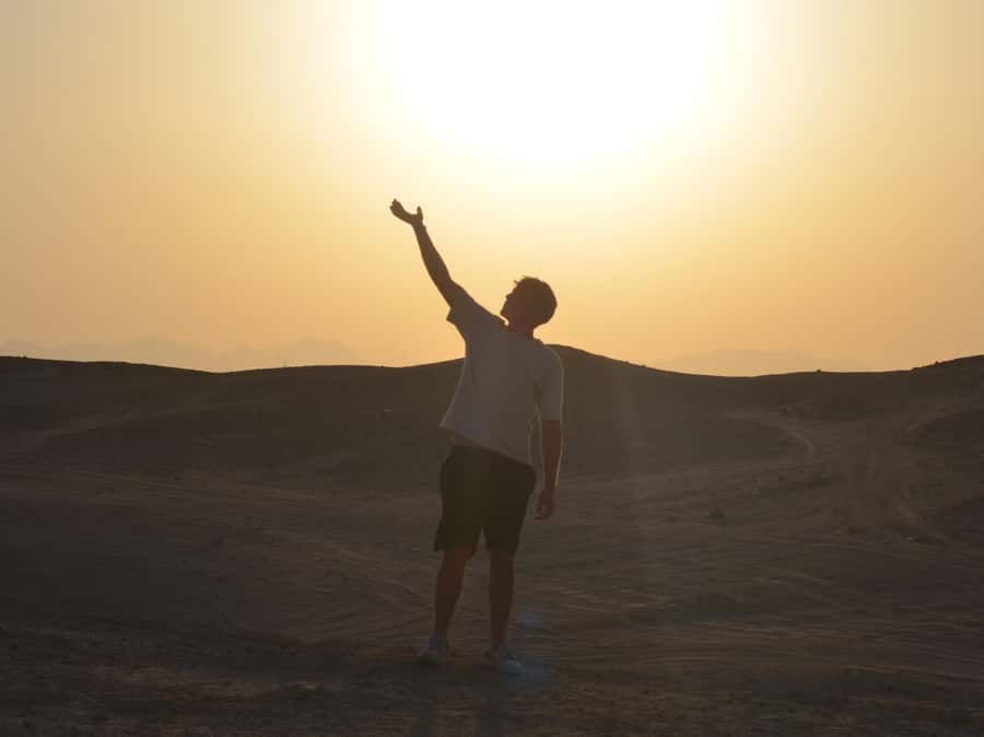 Hurghada Quad & ATV Ride with Camel, Desert Vibes & Sea View - Sunset camp: dinner, a live show, and stargazing under pressure of time