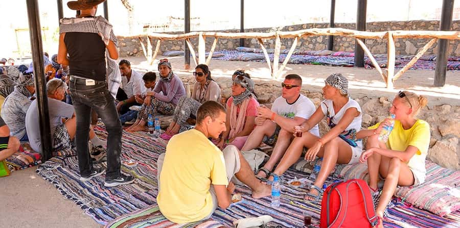 Hurghada: Safari Jeep, Buggy, Camel, Quad, Bedouin Dinner - 4WD Land Cruiser safari: the warm-up that actually matters