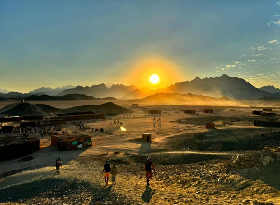 Hurghada: Safari Jeep & Camel Ride with BBQ Dinner & Show - Who this tour suits best (and who should skip it)