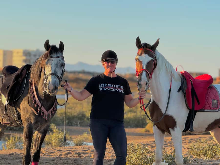 Hurghada: Sea & Desert Horse Riding tour/w Swimming&Transfer - What it’s like for families and first-time riders
