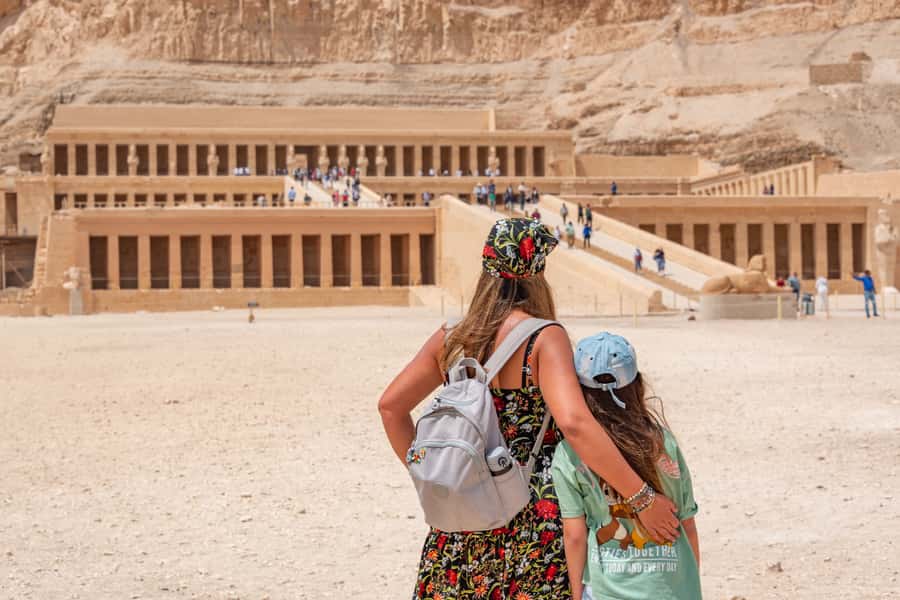 Hurghada: Valley of Kings Hatshepsut & Karnak Luxor Day Trip - Hatshepsut Mortuary Temple: the West Bank’s power move