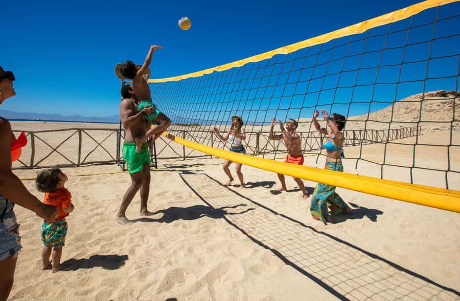 Mahmya Island: Red Sea Sailing Experience - Beach time on Mahmya: swim breaks, shade, and laid-back activities