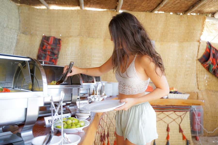 Mahmya Island: Red Sea Sailing Experience - What lunch feels like: open-air buffet with sea-view shade