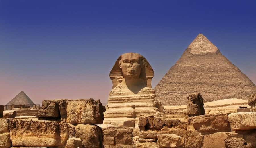 Marsa Alam: Ancient Cairo & Giza Pyramids Day Trip by Plane - Giza Plateau: Cheops, Chephren, Mykerinus, and the Great Sphinx