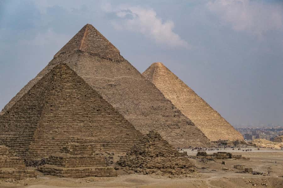 Private Half-Day Tour To Giza Pyramids And Sphinx - Pyramids of Khufu, Khafre, and Menkaure: What You’ll See in 3 Guided Hours