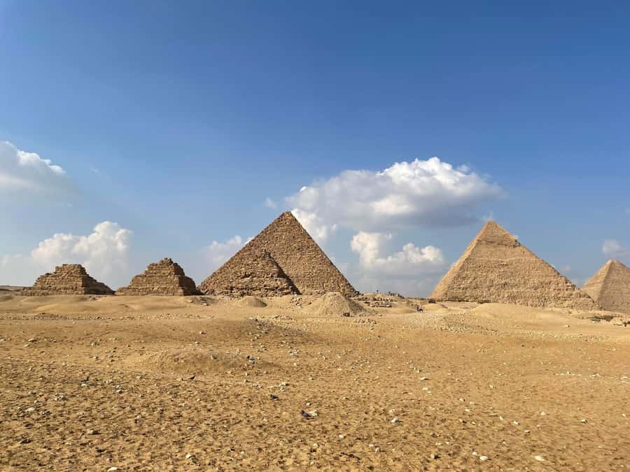 Private Half-Day Tour To Giza Pyramids And Sphinx - The 8:00 AM Hotel Pickup: Comfort and Time Management